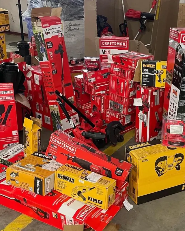 Milwaukee & Dewalt tool pallets