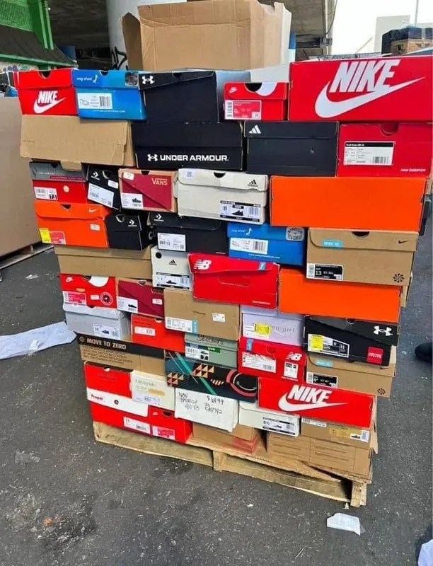 Sneakers Whole sale